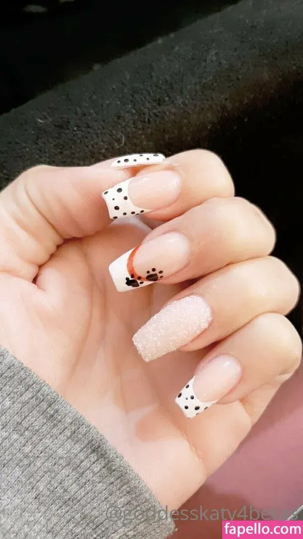 goddesskaty4betas Onlyfans Photo Gallery 