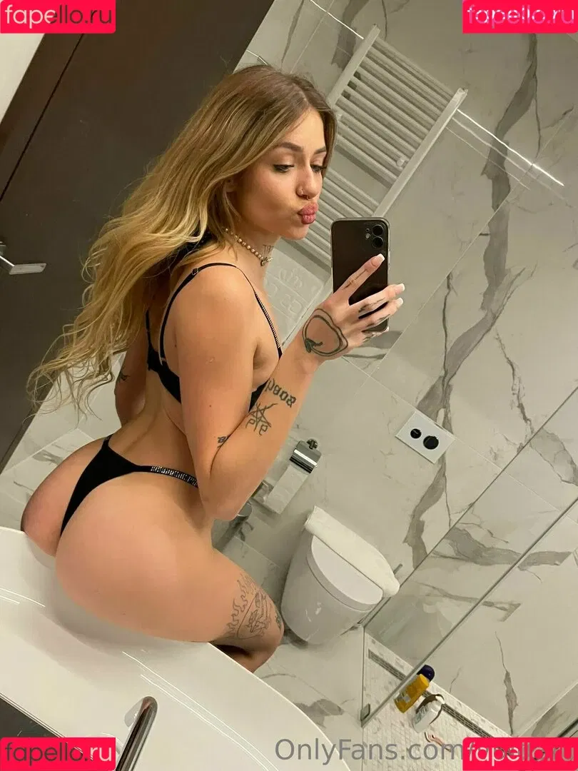 vulgart Onlyfans Photo Gallery 