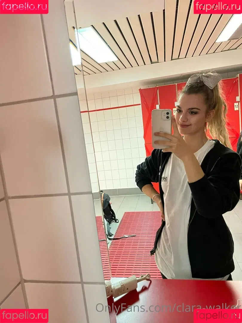 clara-walker Onlyfans Photo Gallery 
