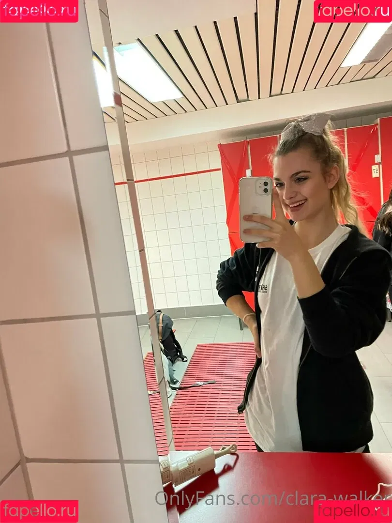 clara-walker Onlyfans Photo Gallery 
