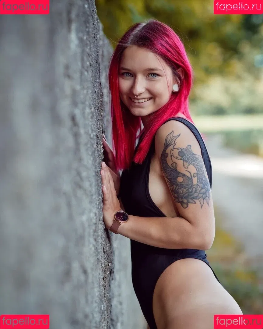 Lea Sophie Onlyfans Photo Gallery 