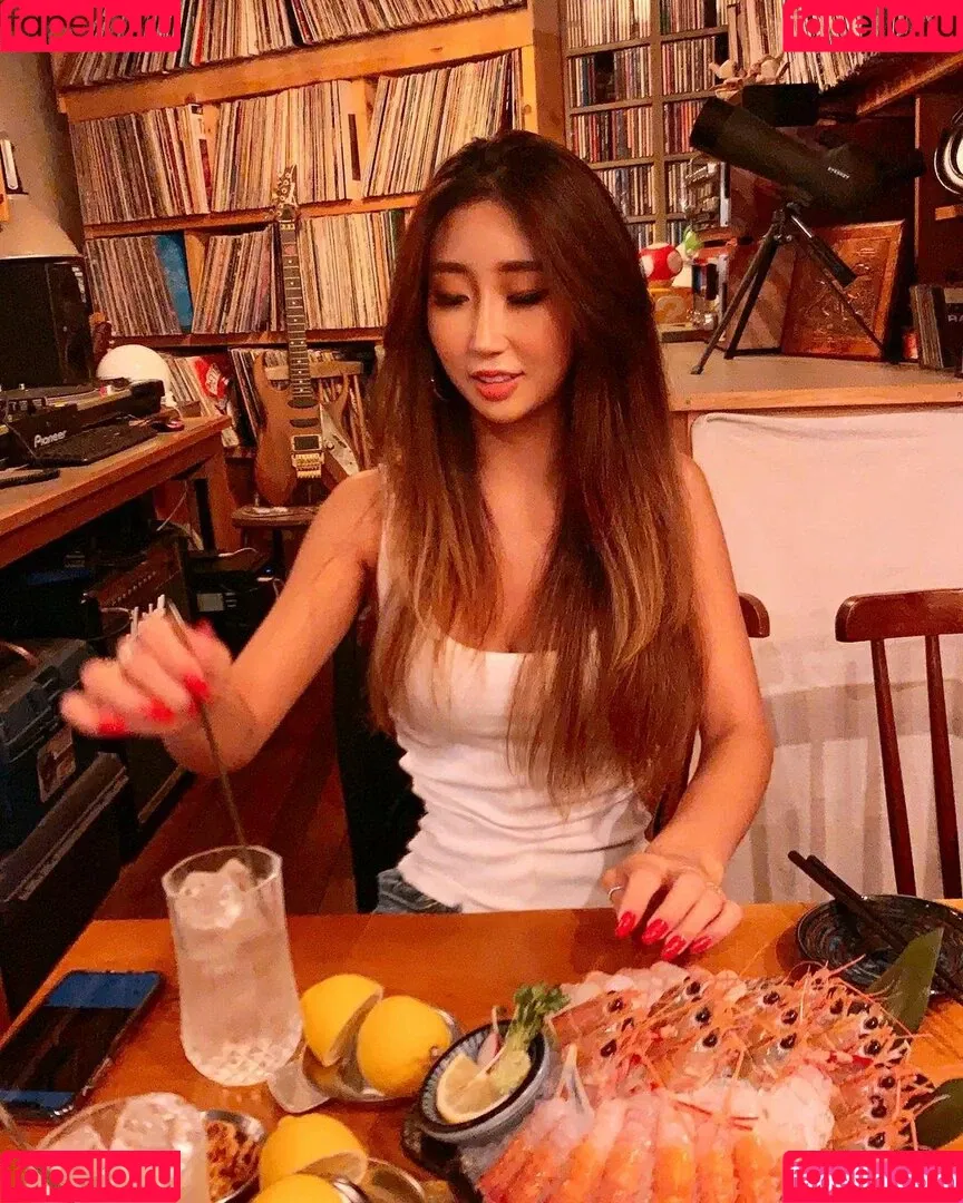 Jinnnyk Onlyfans Photo Gallery 