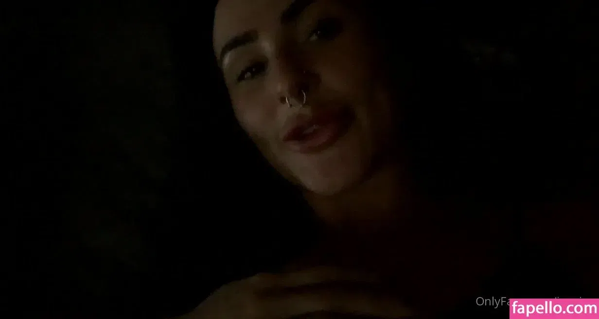 Jinnnyk Onlyfans Photo Gallery 