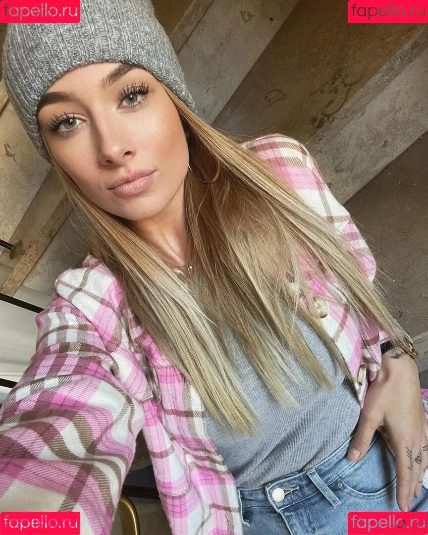 Lizzyfox Onlyfans Photo Gallery 