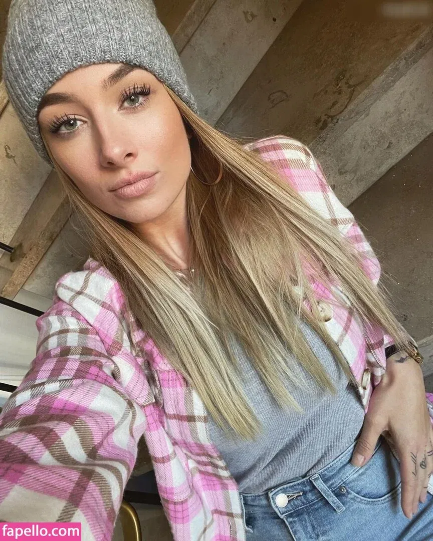 Lizzyfox Onlyfans Photo Gallery 