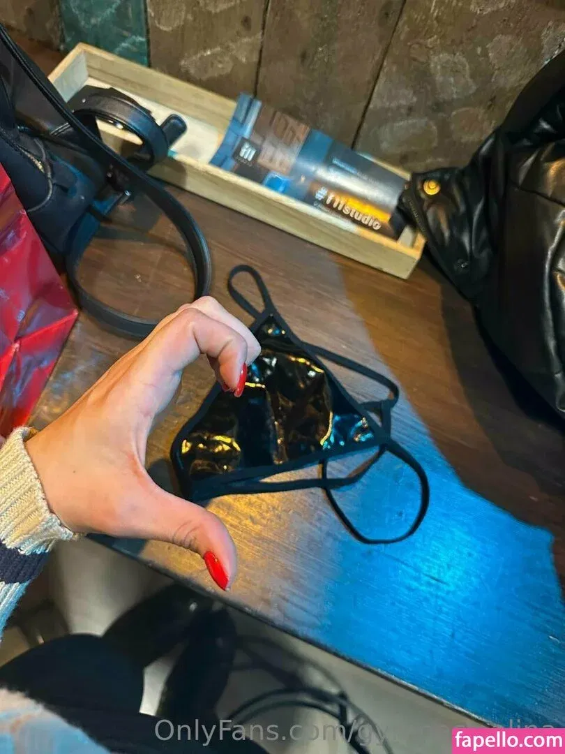 flexible_girl_hot Onlyfans Photo Gallery 