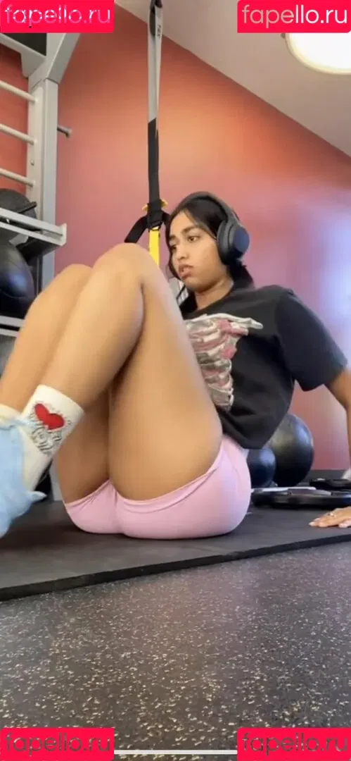 ritishaaaaaaaaaa Onlyfans Photo Gallery 