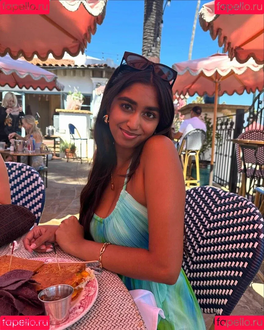 ritishaaaaaaaaaa Onlyfans Photo Gallery 