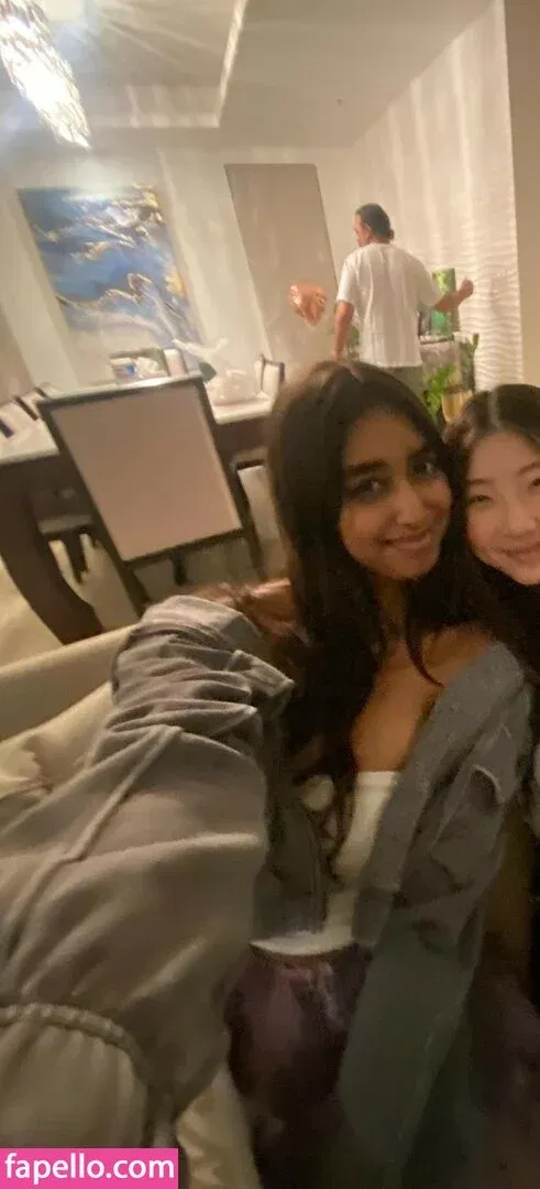 ritishaaaaaaaaaa Onlyfans Photo Gallery 