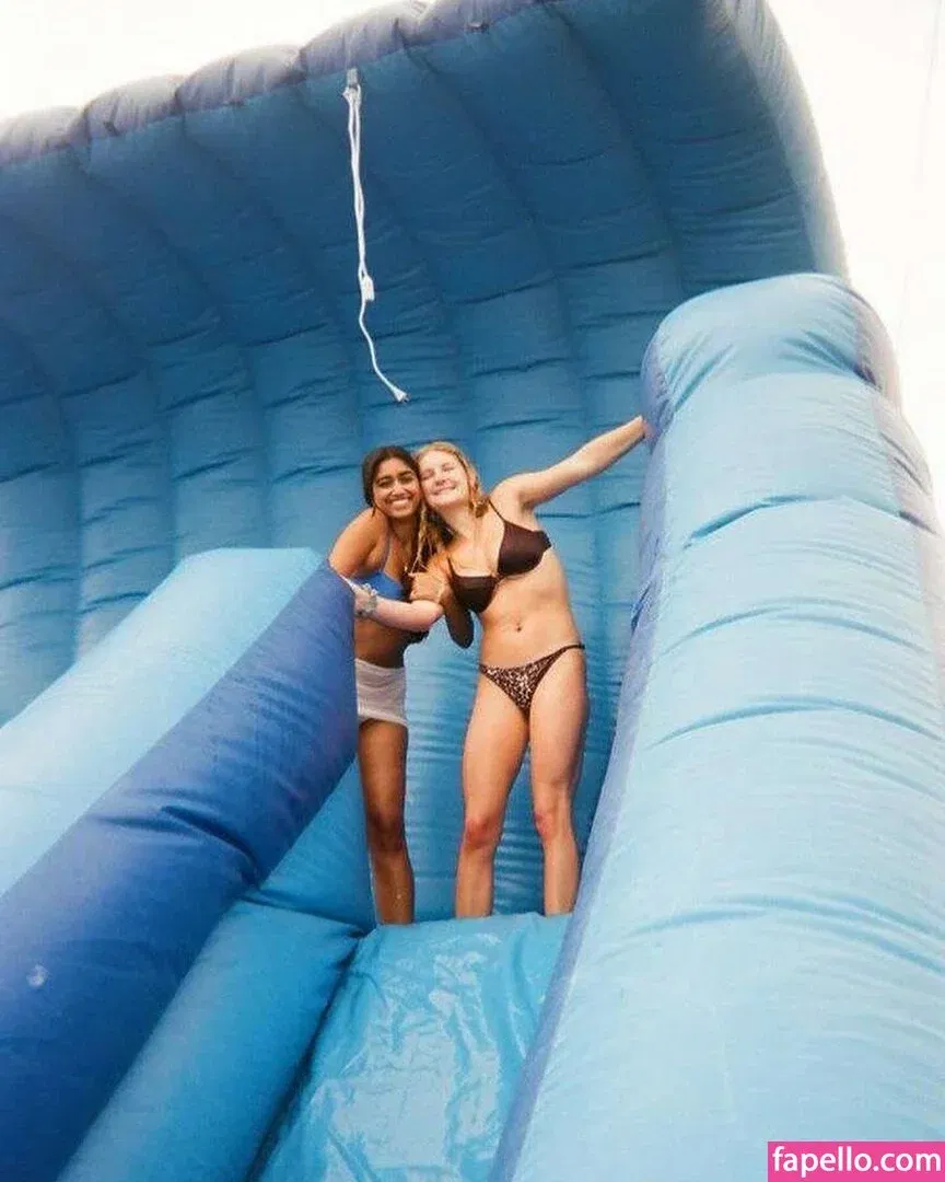 ritishaaaaaaaaaa Onlyfans Photo Gallery 