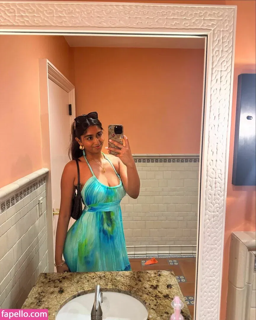 ritishaaaaaaaaaa Onlyfans Photo Gallery 