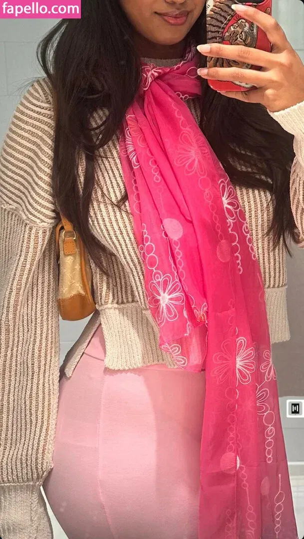 ritishaaaaaaaaaa Onlyfans Photo Gallery 