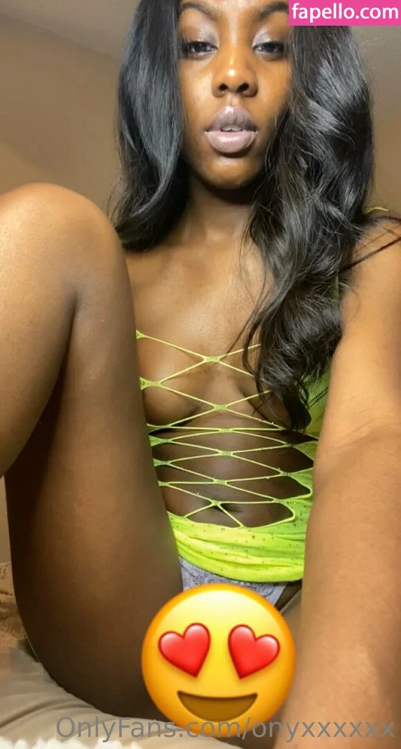 onyxxxxxx Onlyfans Photo Gallery 