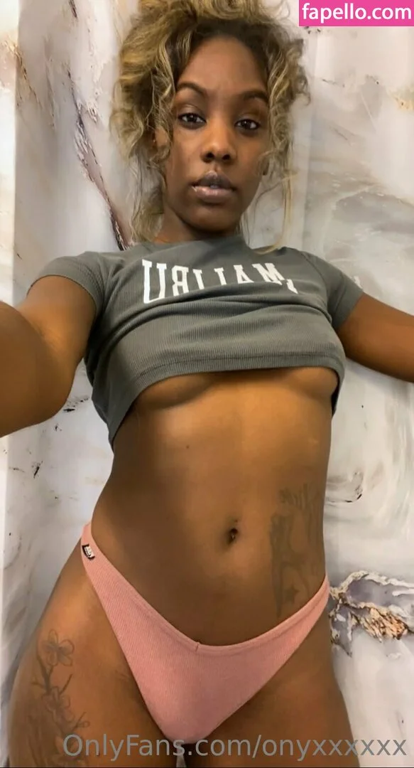 onyxxxxxx Onlyfans Photo Gallery 