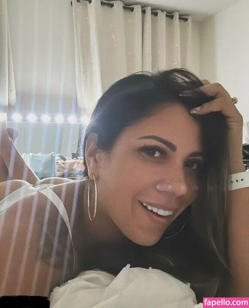 Vivia Tami Silva Onlyfans Photo Gallery 