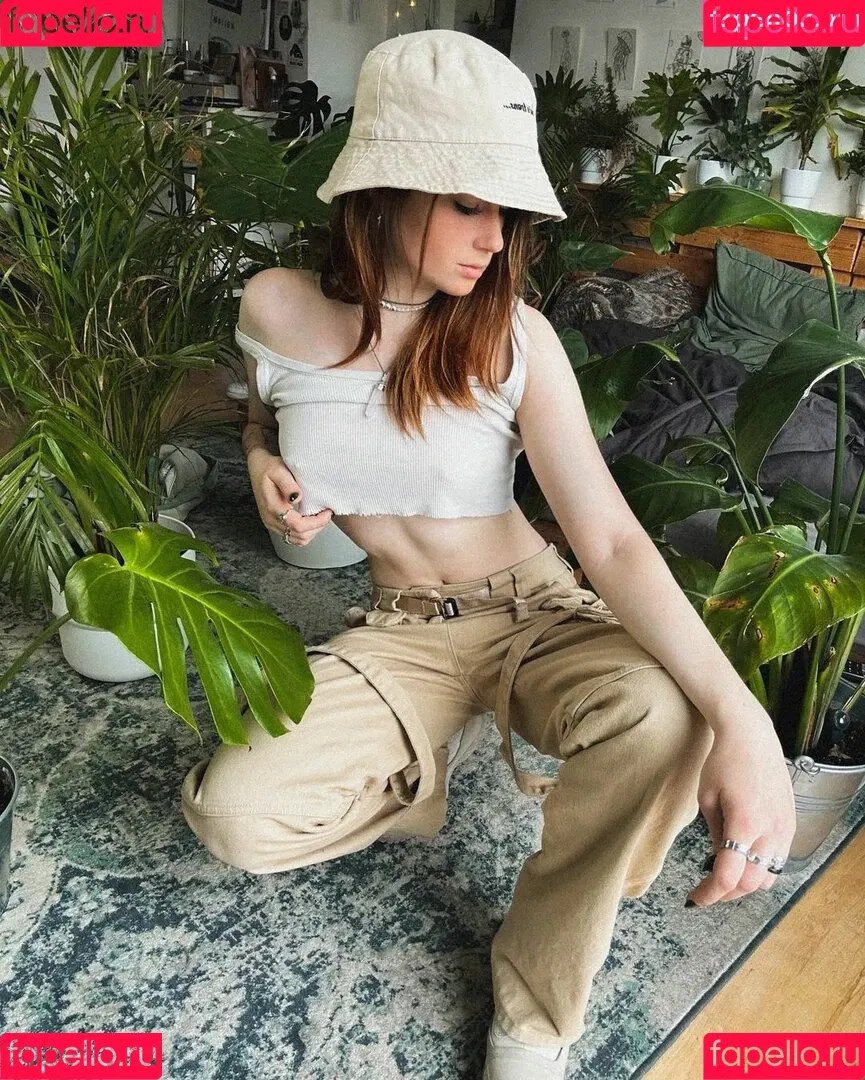 Leonie Busse Onlyfans Photo Gallery 