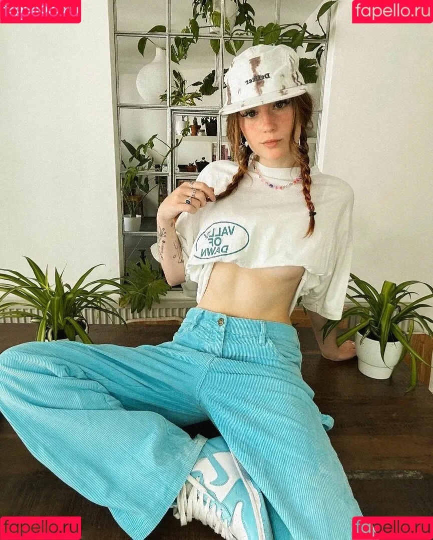 Leonie Busse Onlyfans Photo Gallery 