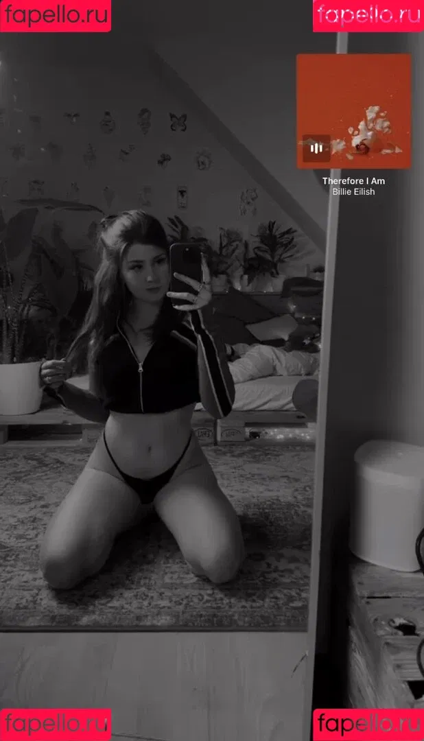 Leonie Busse Onlyfans Photo Gallery 