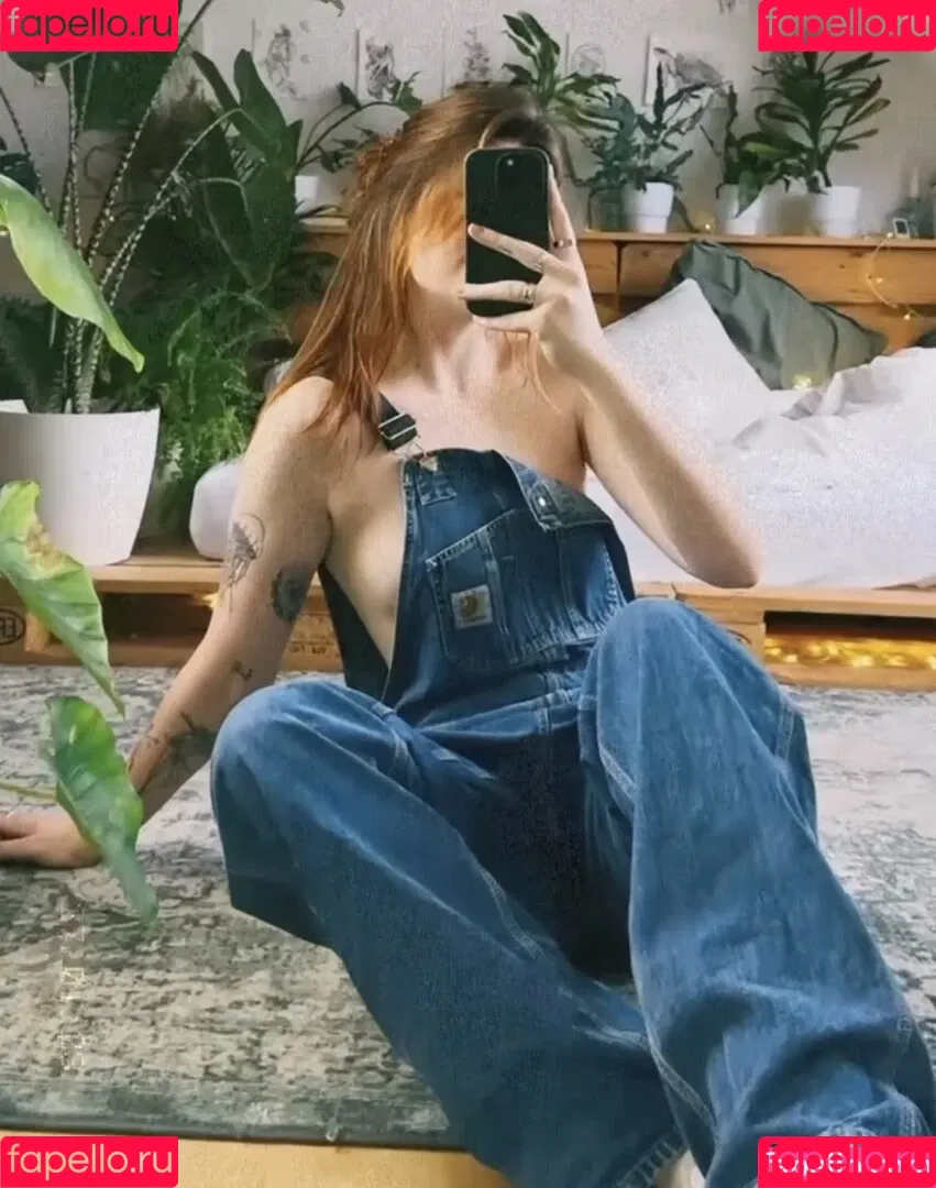 Leonie Busse Onlyfans Photo Gallery 