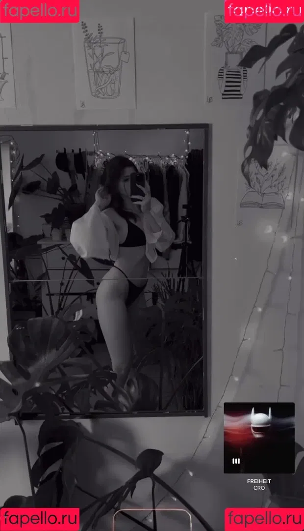 Leonie Busse Onlyfans Photo Gallery 