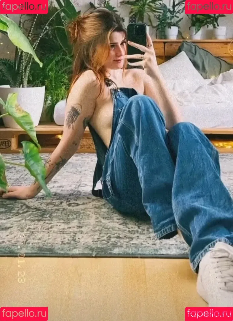 Leonie Busse Onlyfans Photo Gallery 