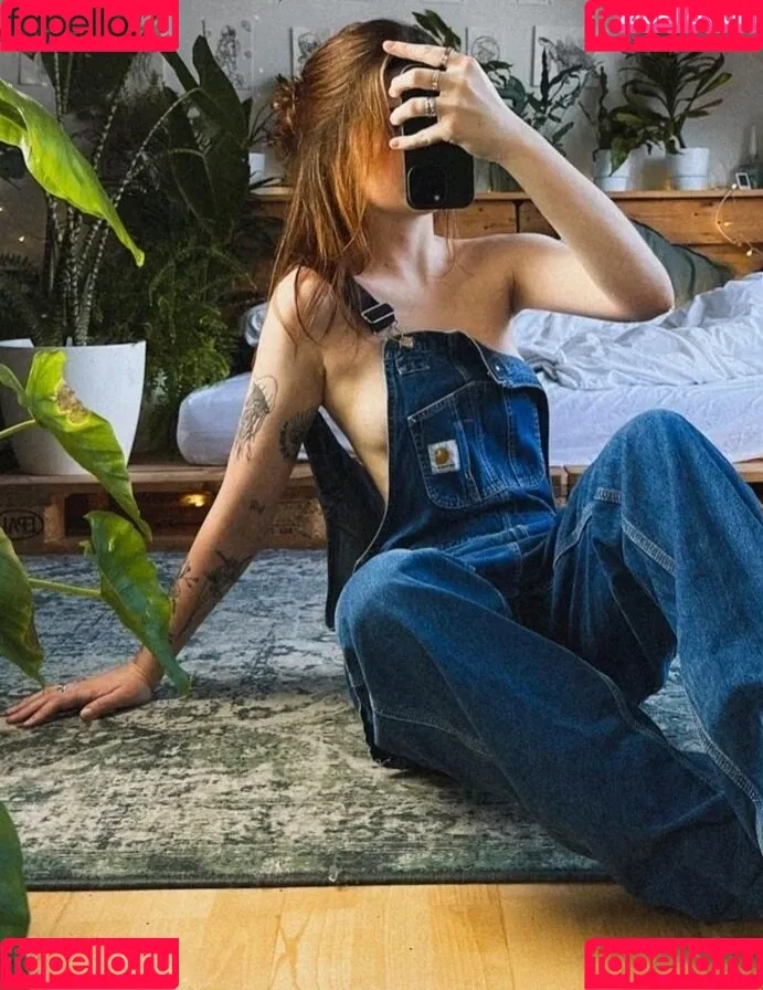 Leonie Busse Onlyfans Photo Gallery 