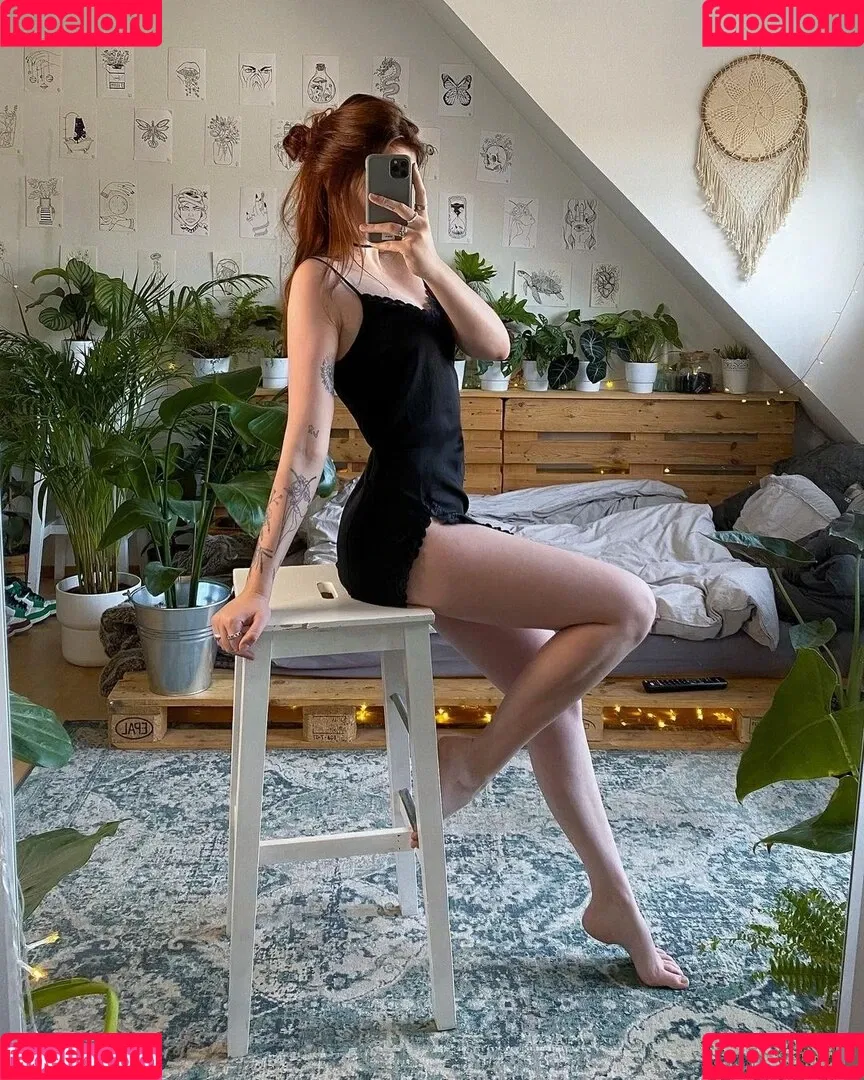 Leonie Busse Onlyfans Photo Gallery 