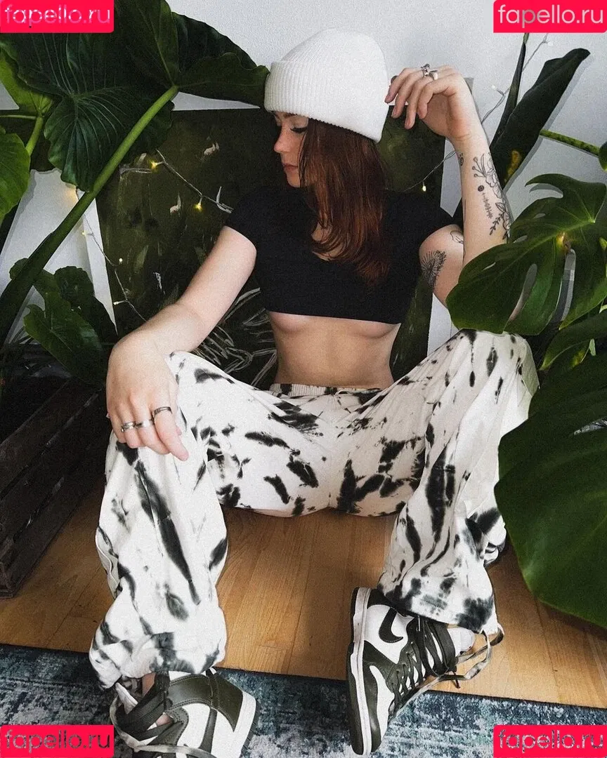 Leonie Busse Onlyfans Photo Gallery 