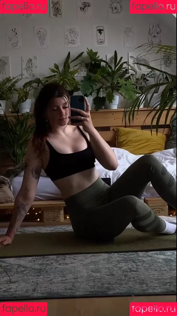 Leonie Busse Onlyfans Photo Gallery 