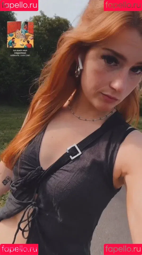 Leonie Busse Onlyfans Photo Gallery 