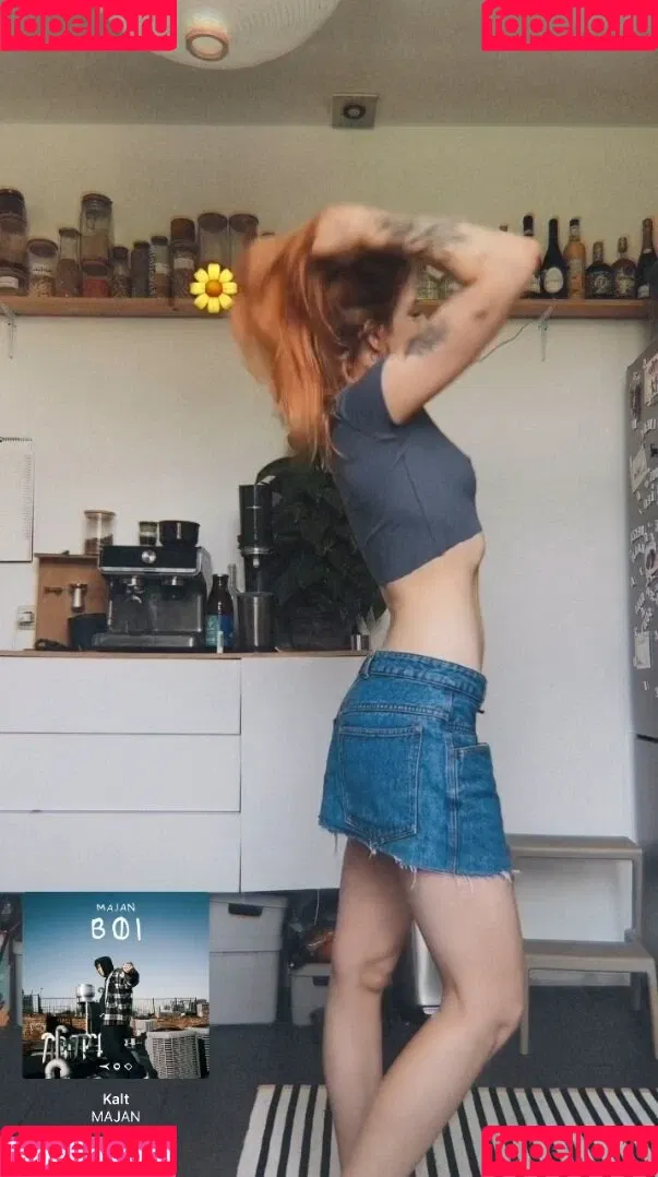 Leonie Busse Onlyfans Photo Gallery 