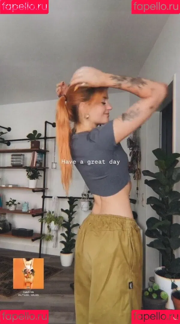 Leonie Busse Onlyfans Photo Gallery 
