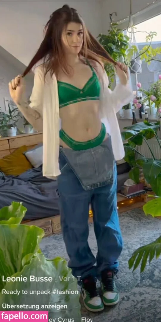 Leonie Busse Onlyfans Photo Gallery 