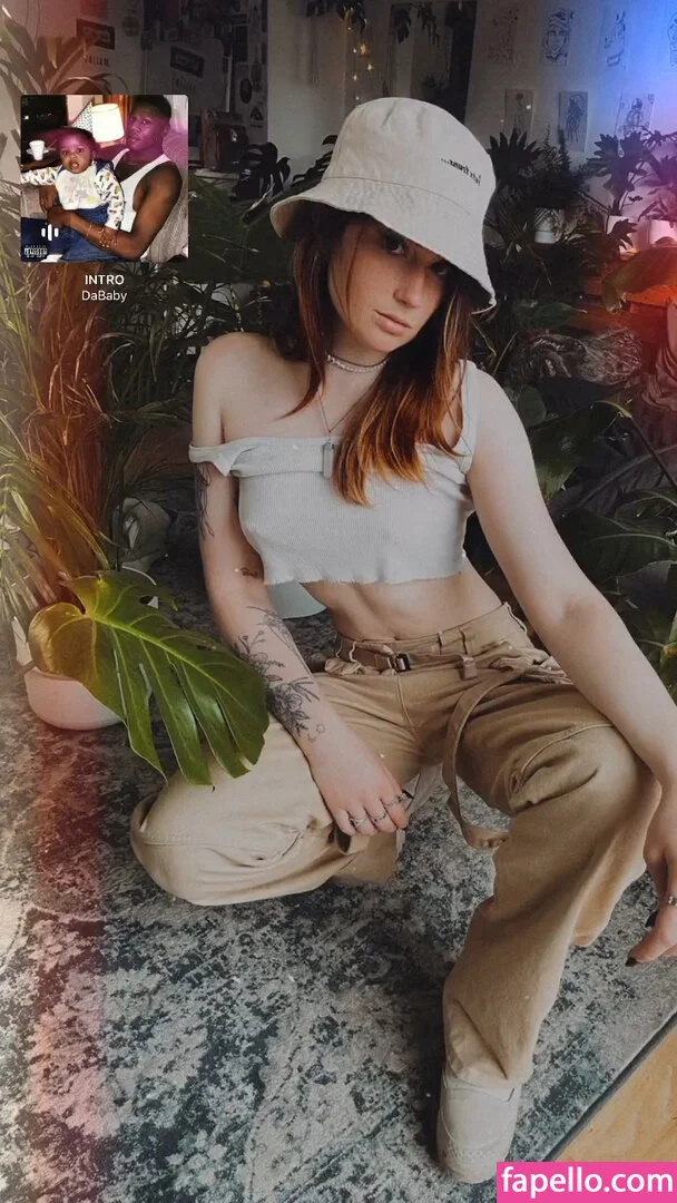 Leonie Busse Onlyfans Photo Gallery 