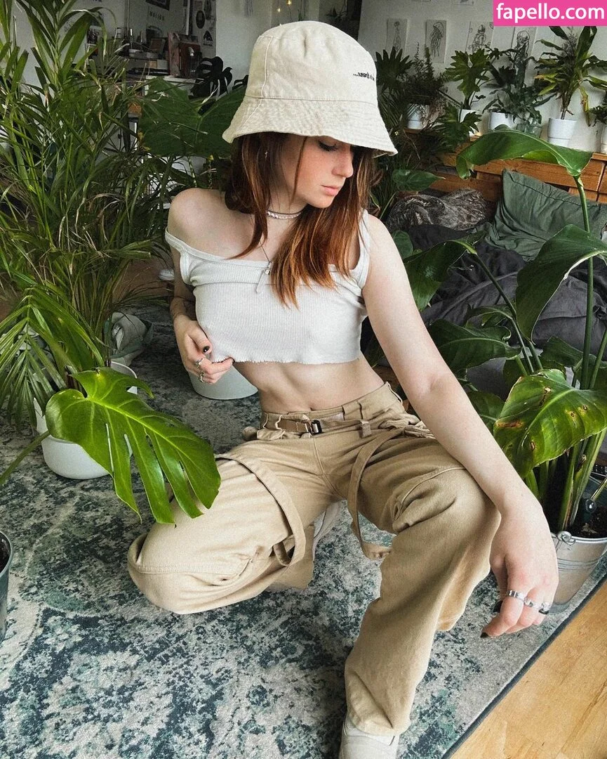 Leonie Busse Onlyfans Photo Gallery 