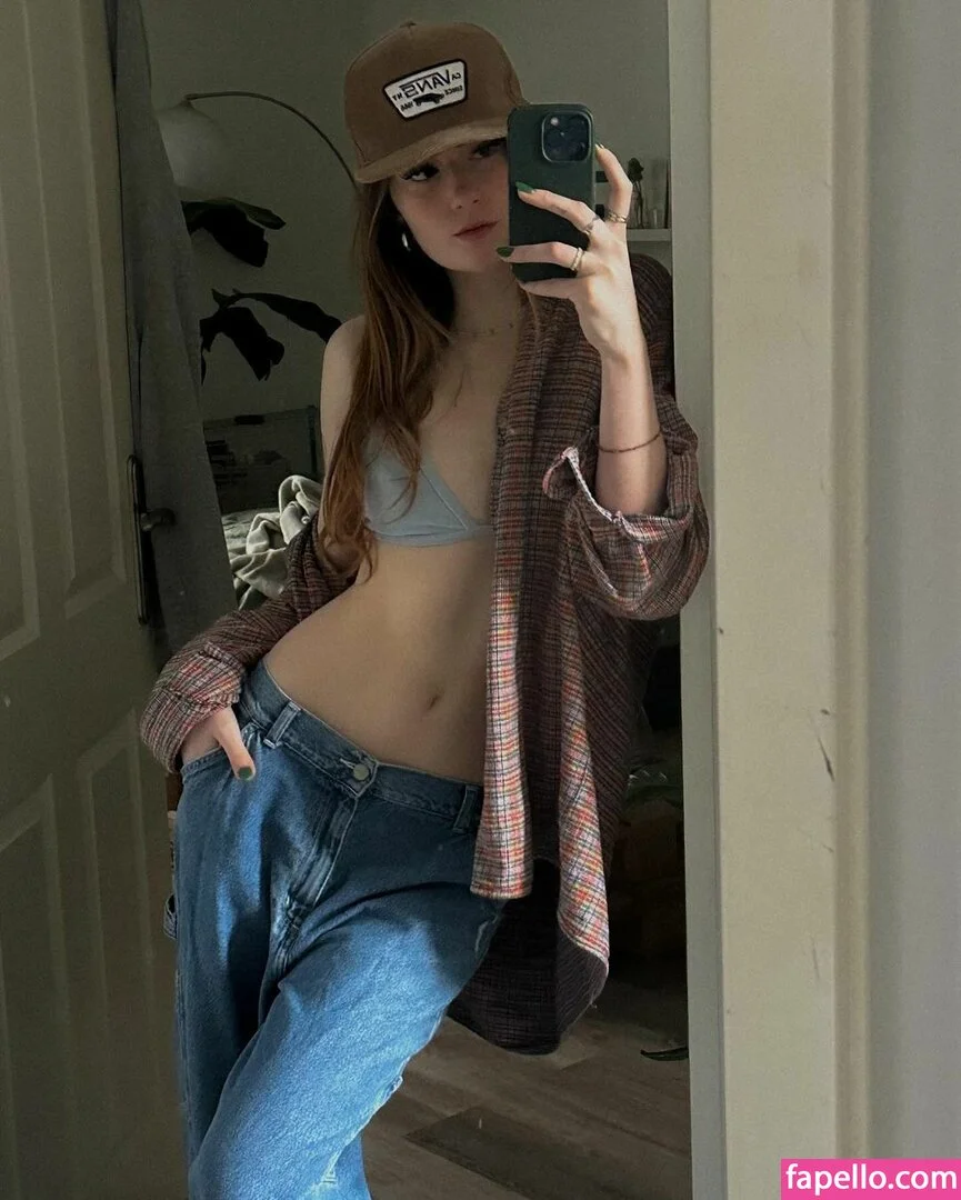 Leonie Busse Onlyfans Photo Gallery 