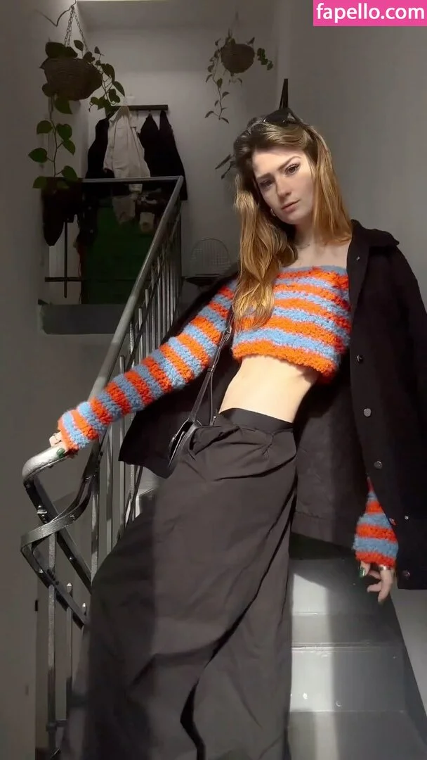 Leonie Busse Onlyfans Photo Gallery 