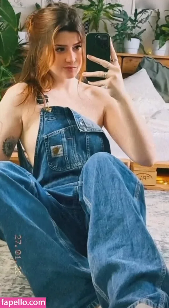 Leonie Busse Onlyfans Photo Gallery 