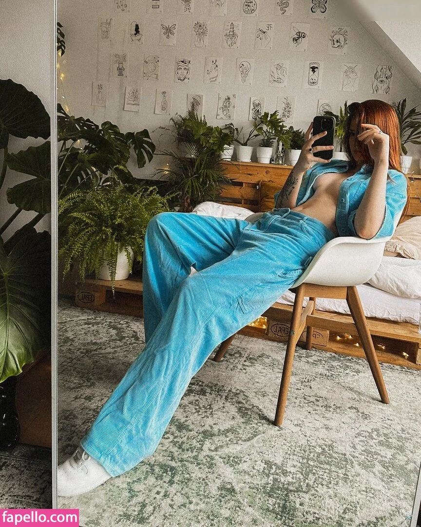 Leonie Busse Onlyfans Photo Gallery 