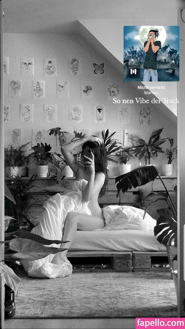 Leonie Busse Onlyfans Photo Gallery 