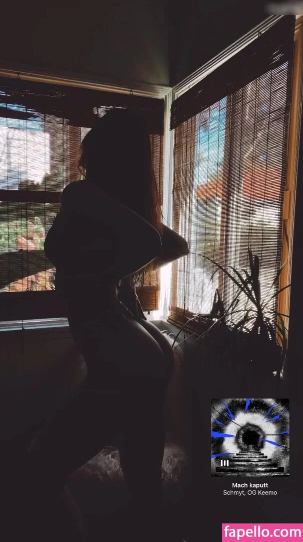 Leonie Busse Onlyfans Photo Gallery 