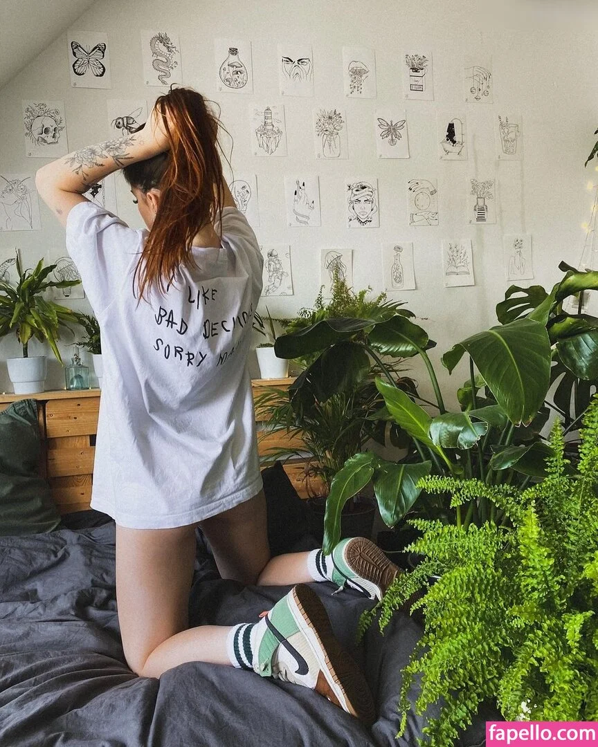 Leonie Busse Onlyfans Photo Gallery 