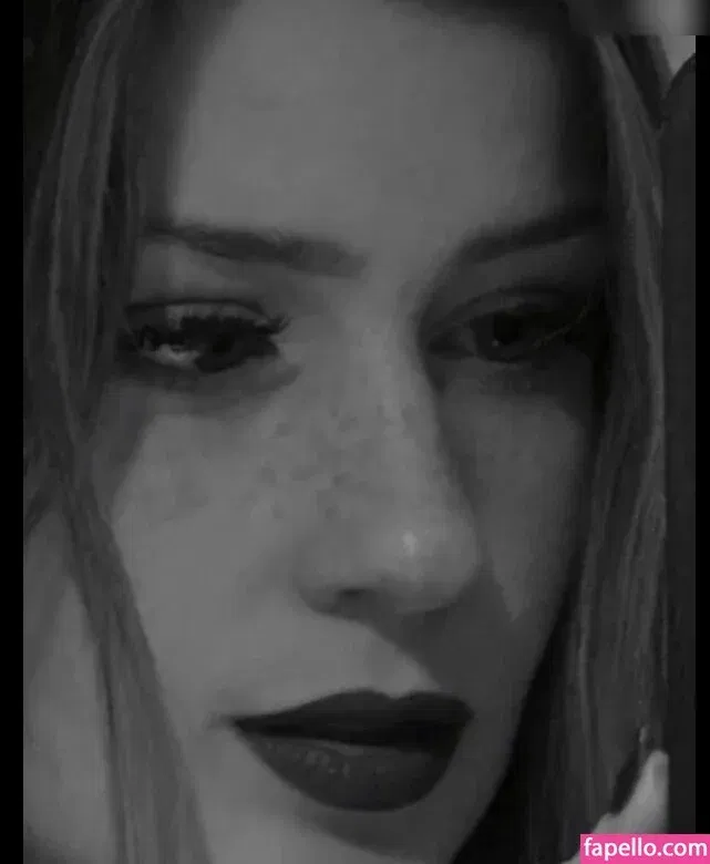 Leonie Busse Onlyfans Photo Gallery 