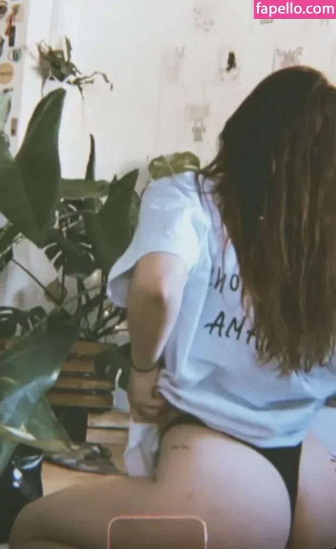 Leonie Busse Onlyfans Photo Gallery 