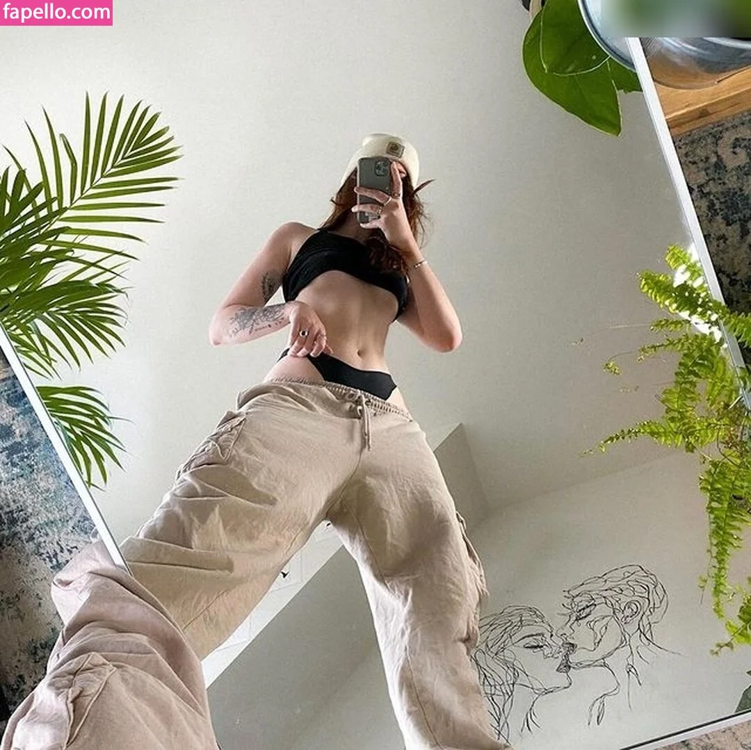 Leonie Busse Onlyfans Photo Gallery 