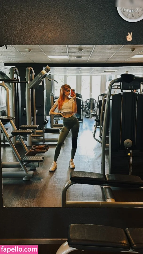 Leonie Busse Onlyfans Photo Gallery 