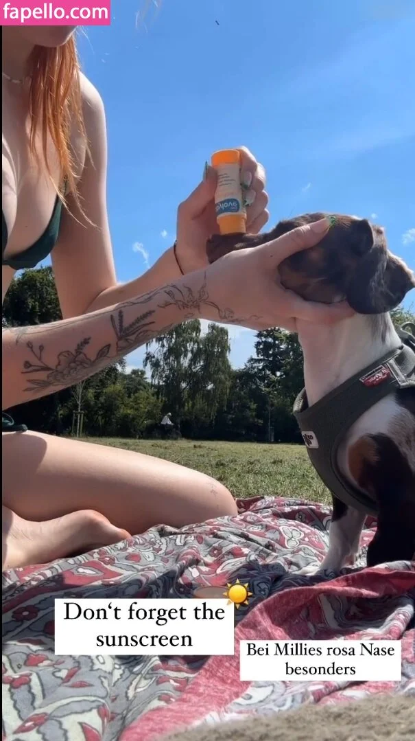 Leonie Busse Onlyfans Photo Gallery 