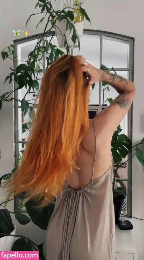 Leonie Busse Onlyfans Photo Gallery 