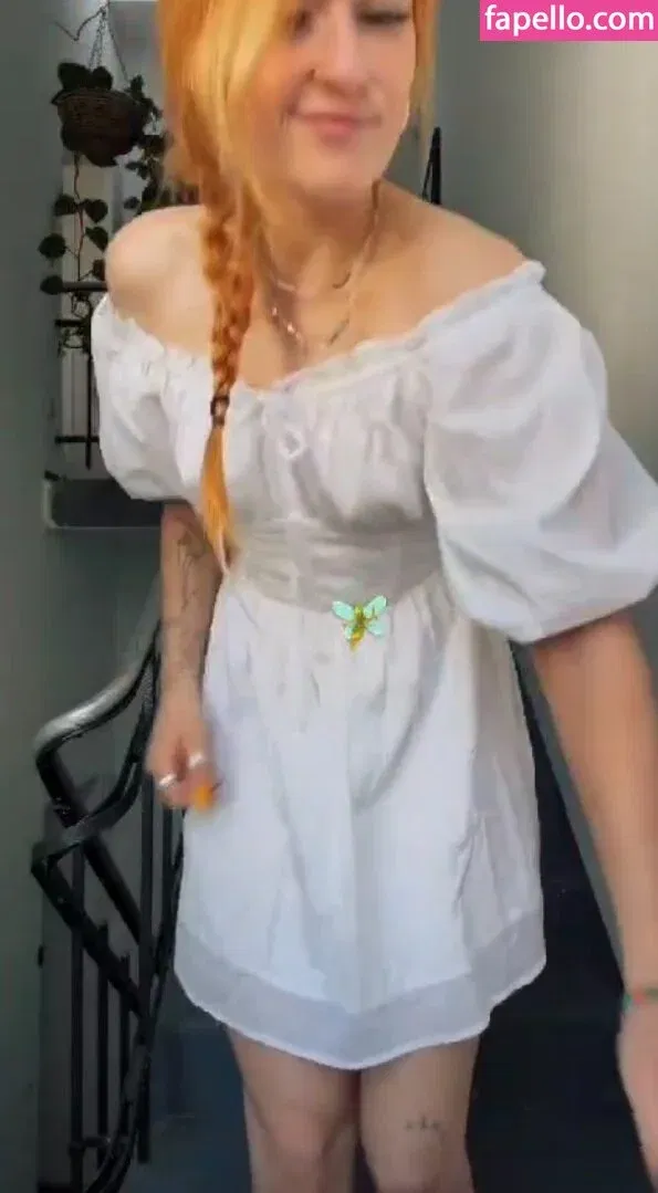 Leonie Busse Onlyfans Photo Gallery 