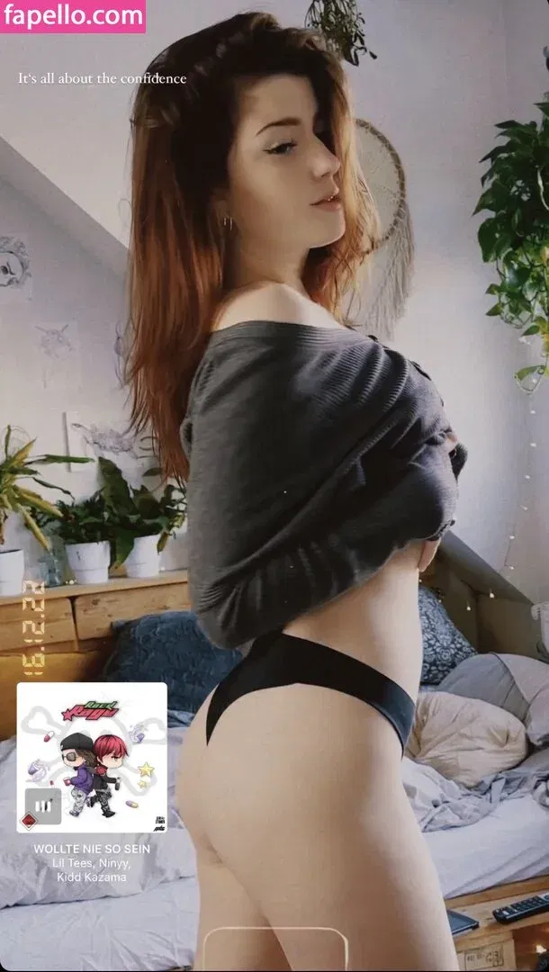 Leonie Busse Onlyfans Photo Gallery 